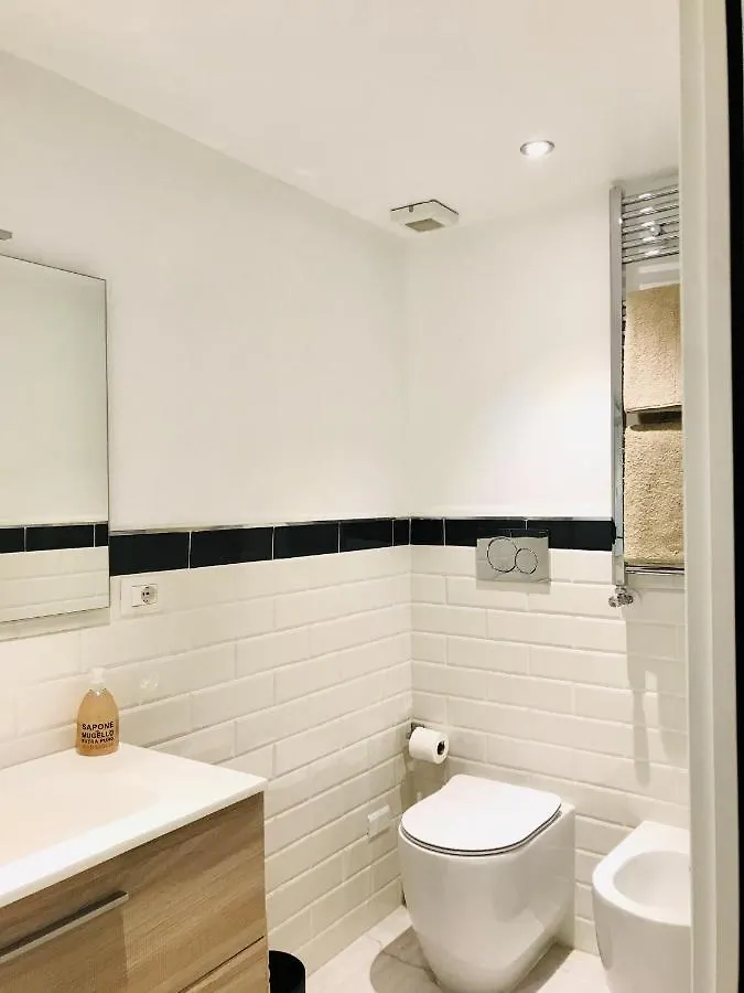 Porta Ticinese Apartment Milan